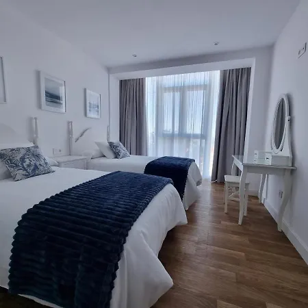 Piso En Con Magníficas Vistas Al Mar * Muxía